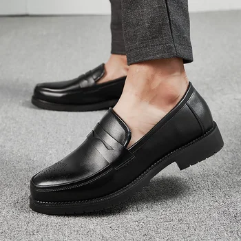Пролетно-есенни нови черни лоферы; мъжки кожени обувки без скрепителни елементи с резба; - модерни ежедневни обувки; бизнес мъжки дизайнерски мъжки обувки